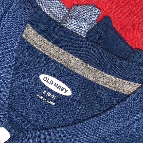 Six long sleeve Old Navy shirts - Picture 5 of 6